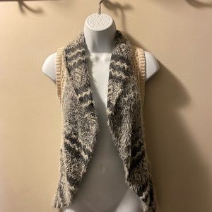 Max Studio woman’s sweater